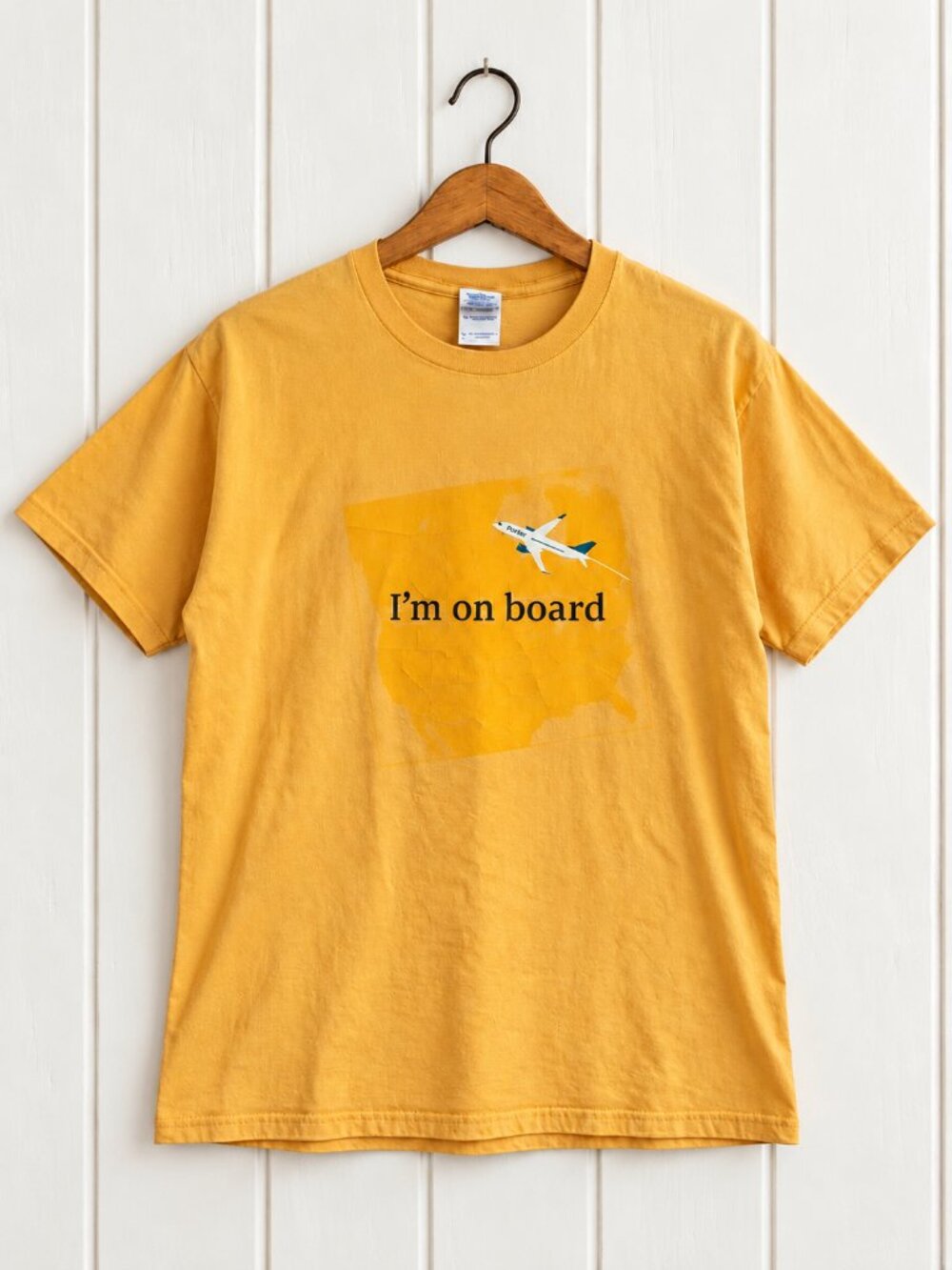 Porter Airlines T Shirt I'm On Board Aviation Canadian Airplane Mens XL Yellow